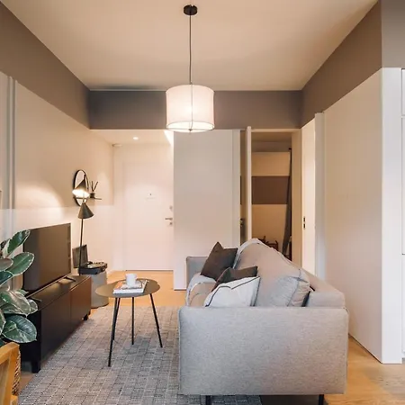 Belver - 1 Bedroom, Balcony And Parking In Arroios * Lissabon