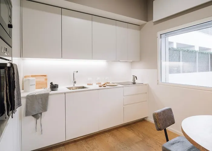 Belver - 1 Bedroom, Balcony And Parking In Arroios Appartement Lisboa