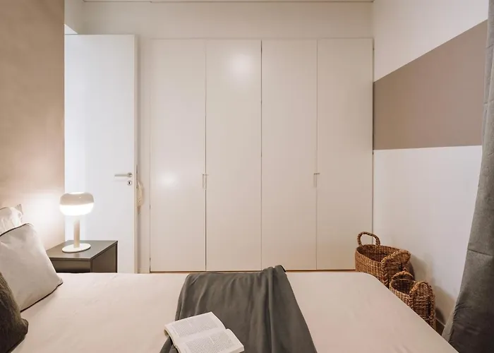 Belver - 1 Bedroom, Balcony And Parking In Arroios Lisboa